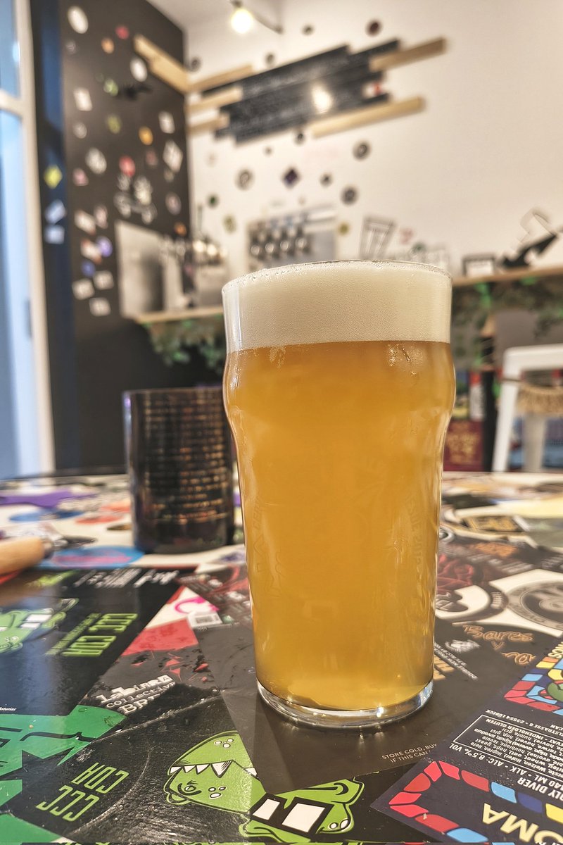 Cómo cambian los gustos con el tiempo, dos pintas de esta "Orange Gose" de Pohjala que me he tomado hoy, refrescante y con el punto láctico necesario y sin estridencias exageradas 🤘🏻