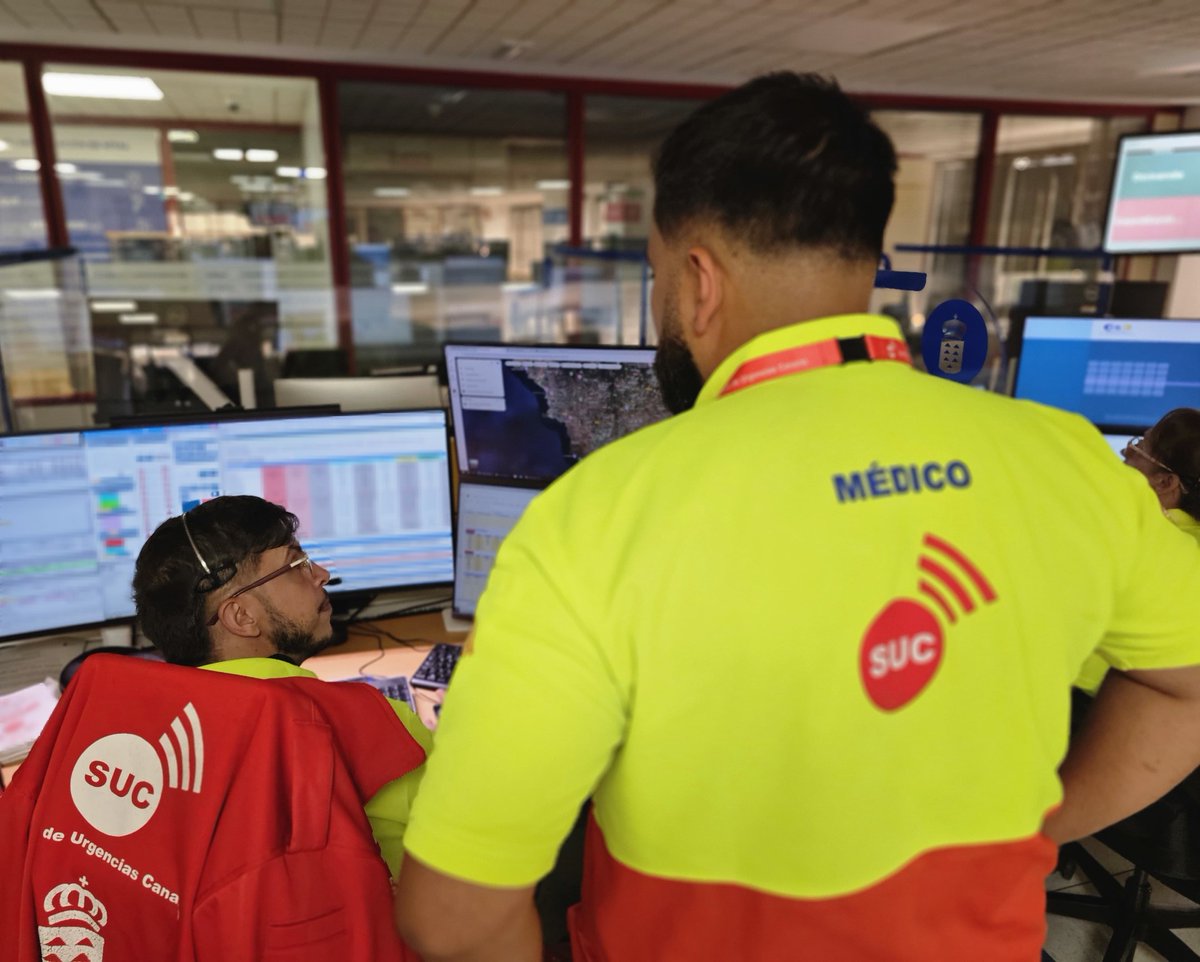 Servicios de emergencia rescatan el cuerpo de un hombre con signos de ahogamiento en la costa de Candelaria #Tenerife

➡️El afectado falleció pesar de las maniobras de reanimación cardiopulmonar avanzadas que le practicaron los profesionales sanitarios

➡️www3.gobiernodecanarias.org/noticias/servi…