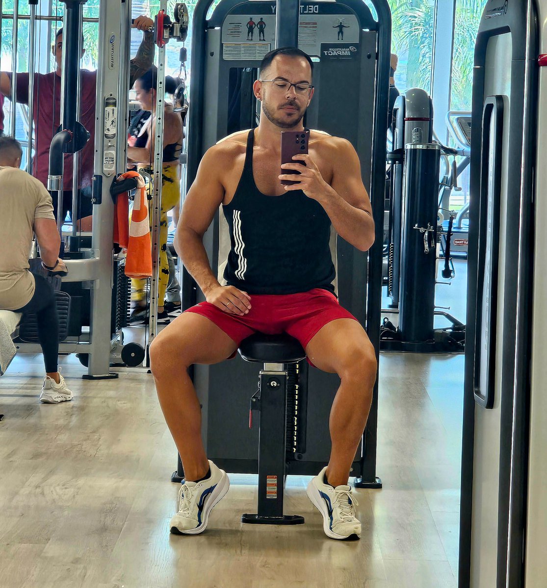IvanDS7's tweet photo. Un día más... #gym #gayboy #maspalomas https://t.co/S4NDSWfCXX