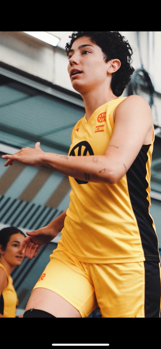 ainhoalopezr8's tweet image. Brutal experiencia en el @quai54wsc con El Pacto 🤝🏼🇪🇸🦇💛 #Quai54 #streetball #RolandGarros