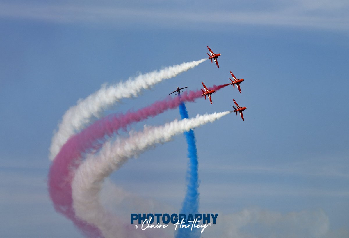 The <a href="/rafredarrows/">Red Arrows</a> on a very hot day at Headcorn