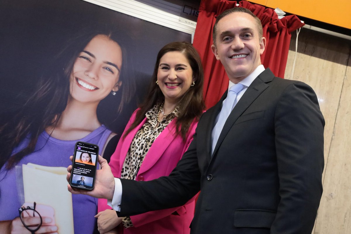 Di la bienvenida a la campaña impulsada por #Tecmilenio para sumar fuerzas y llevar contenidos transformadores a millones de usuarios del <a href="/MetroCDMX/">MetroCDMX</a>.
Como parte de esta iniciativa, los usuarios podrán acceder a cápsulas breves con herramientas y consejos prácticos para:
•