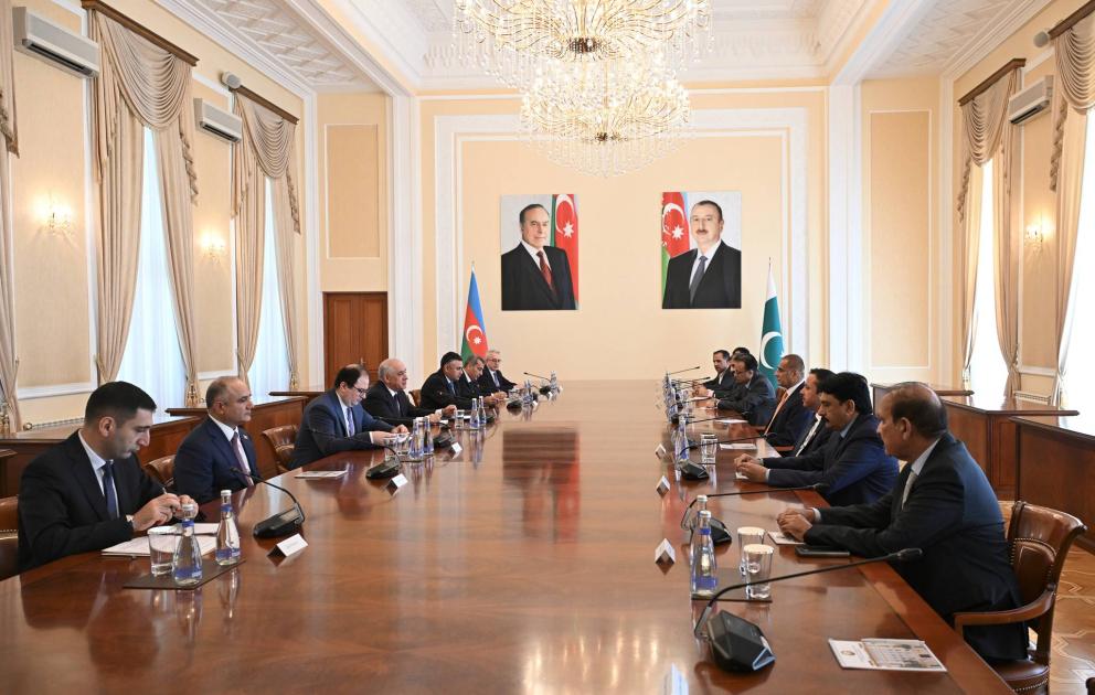 Azerbaijani PM meets with Speaker of Pakistan’s National Assembly

azertag.az/en/xeber/azerb…
