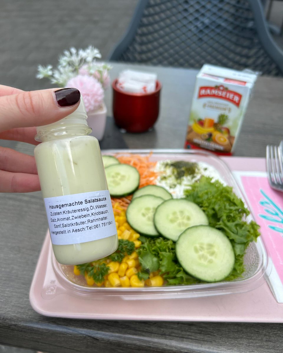 ImokhaiLucky's tweet image. Simple salad, big flavor. #EatWell #FreshAndSimple