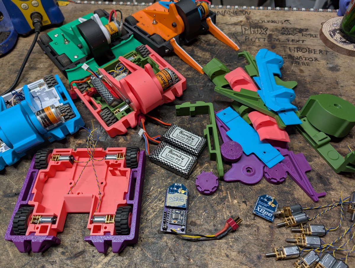 IN 3 HOURS (6PM EDT) we're putting overpowered motorized weapons on tiny plastic bots so they can smash the shit out of each other in the ring