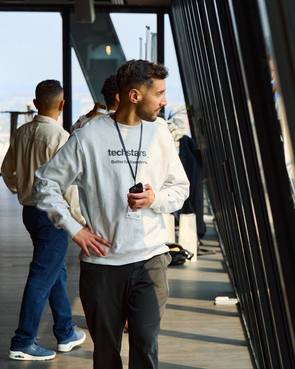 Techstars's tweet image. Everything that went down at Techstars in June:
🔹 83 new investments
🔹 8 portfolio companies secured funding
🔹 1 portfolio company was acquired
🔹 3 Founder Catalyst programs have open applications
🔗 Read the full recap here: tsta.rs/VJxZ50WjOQa