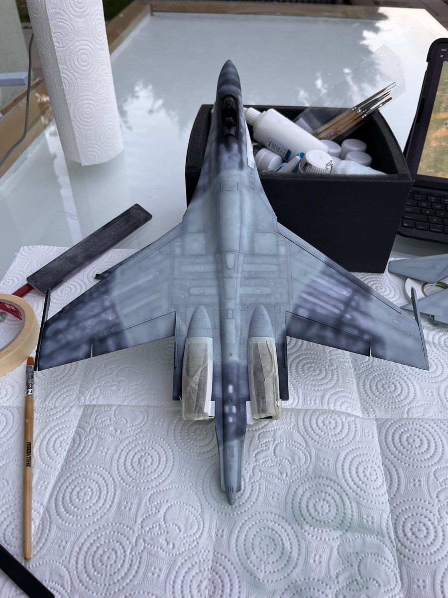 20 yıldır falan maket yapmamıştım. Son zamanlarda biraz zamanım oldu, tekrar heves ettim… bakalım bitince nasıl olacak bu Flanker…