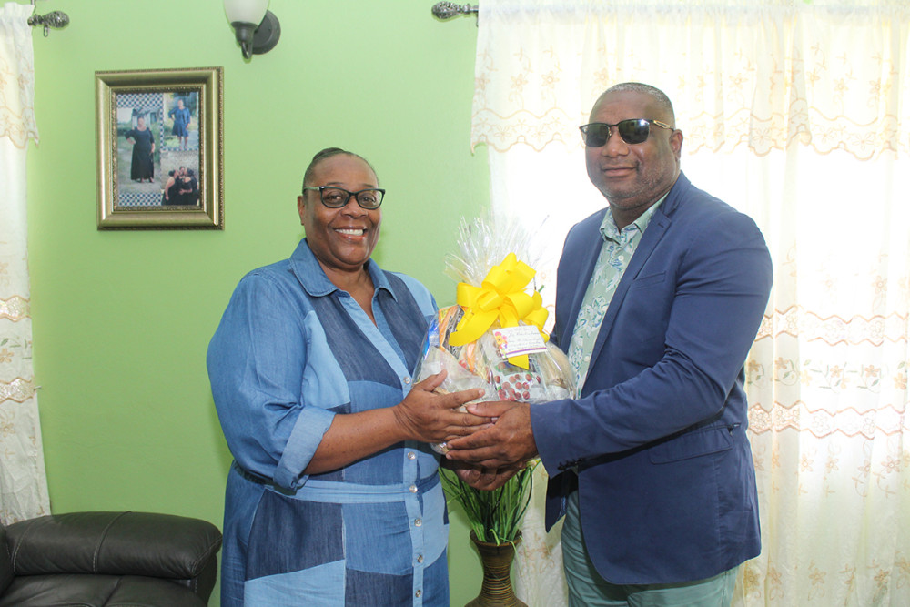 abwu268's tweet image. Beloved Shop Steward Receives Special Visit from ABWU. READ MORE>>> abwunion.com/press-releases…