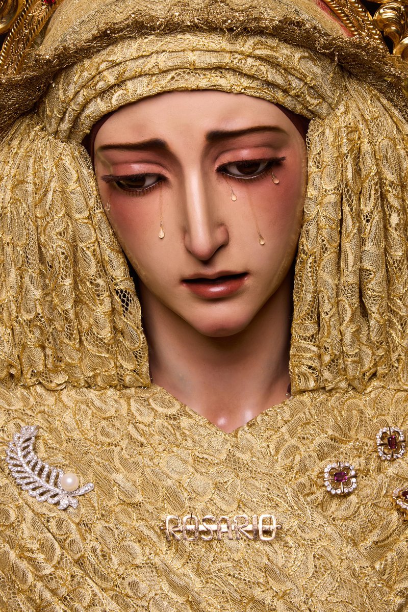 Nuestra Madre del Rosario ya se encuentra ataviada para el tiempo estival por su vestidor <a href="/Leandelapuebla/">Leandro González Ruiz</a>.

📸 <a href="/andresgones_/">Andrés Góngora</a>

(Continúa) ⬇️