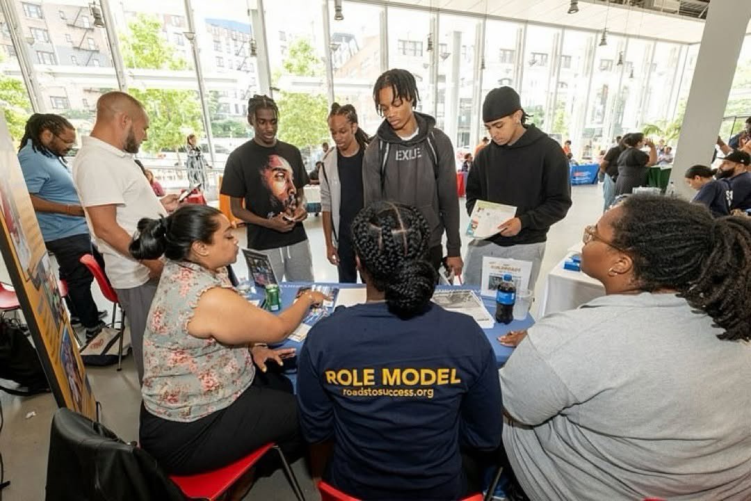 West Harlem Development Corporation (@westharlemdc) on Twitter photo ā¼ļøColumbia University In-Kind Program: Applications Are Openā¼ļø
Columbia University has committed to make available to the local community access to a range of existing Columbia University facilities, services & amenities.
šø: <a href="/Palmamir/">palmamir</a>
More Info: westharlemdc.org/rent-space-at-ā¦
#WHDC ā¼ļøColumbia University In-Kind Program: Applications Are Openā¼ļø
Columbia University has committed to make available to the local community access to a range of existing Columbia University facilities, services & amenities.
šø: <a href="/Palmamir/">palmamir</a>
More Info: westharlemdc.org/rent-space-at-ā¦
#WHDC