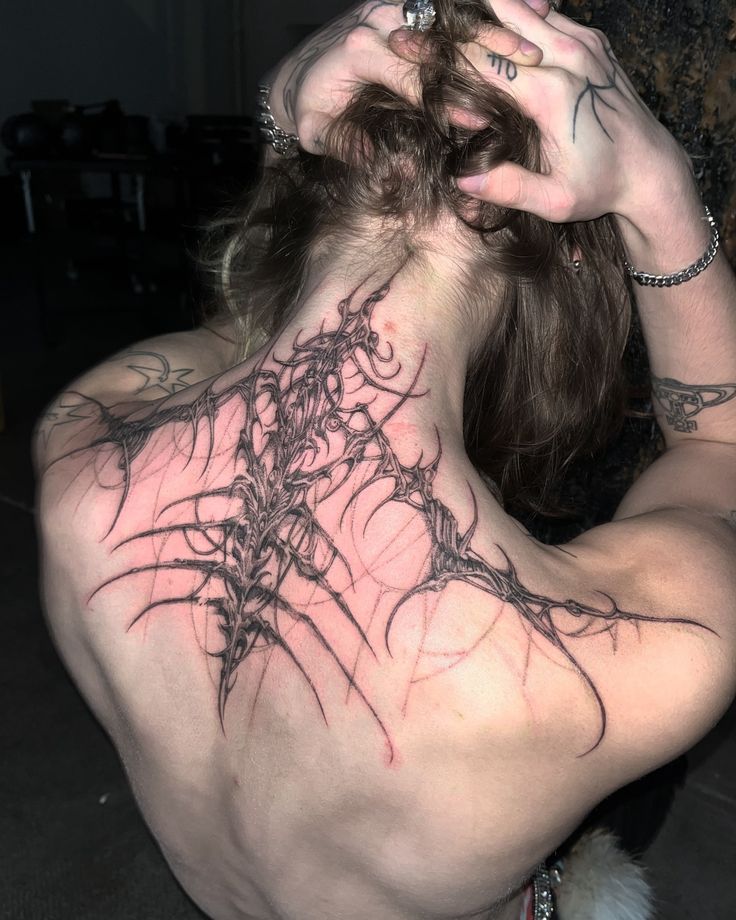 بچه ها کسیو میشناسید توی یزد که بتونه این مدل تتو بزنه ؟
خیلی وقته دنبالشم ولی هنوز کسیو پیدا نکردم