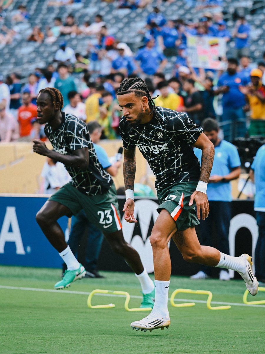 Fluminense 0-0 [ 00:5] Chelsea: We're underway at MetLife Stadium.

#CFC | #Chelsea | #FIFACWC