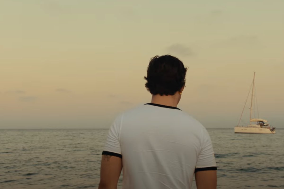 AytoCartagenaES's tweet photo. 🎤 Quevedo graba en La Manga y Calblanque su último videoclip, que ya acumula cerca de un millón de visualizaciones.

🏖️ El rodaje, que ha contado con la colaboración del @AytoCartagenaES, también se ha realizado en zonas de Playa Honda y Los Belones.

ℹ️https://t.co/bNLxQt3ql3 https://t.co/IPEOeINLHk