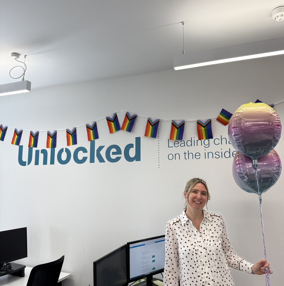 NPorter_'s tweet image. The lovely team at @redemptionroast didn’t just give me a delicious and much needed cup of coffee this morning, they also gave me these balloons from London Pride to share with the team at @unlockedgrads HQ 🏳️⚧️