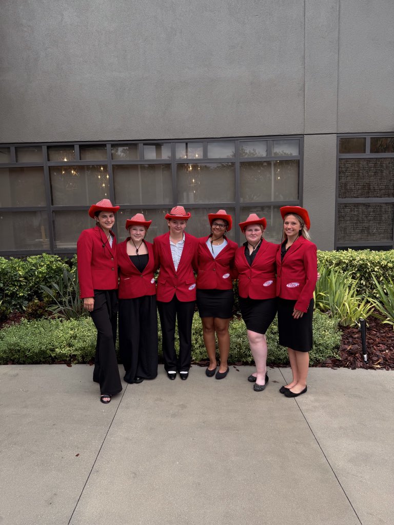 Updates in RED: competing, learning, growing, and having fun in sessions! ❤️