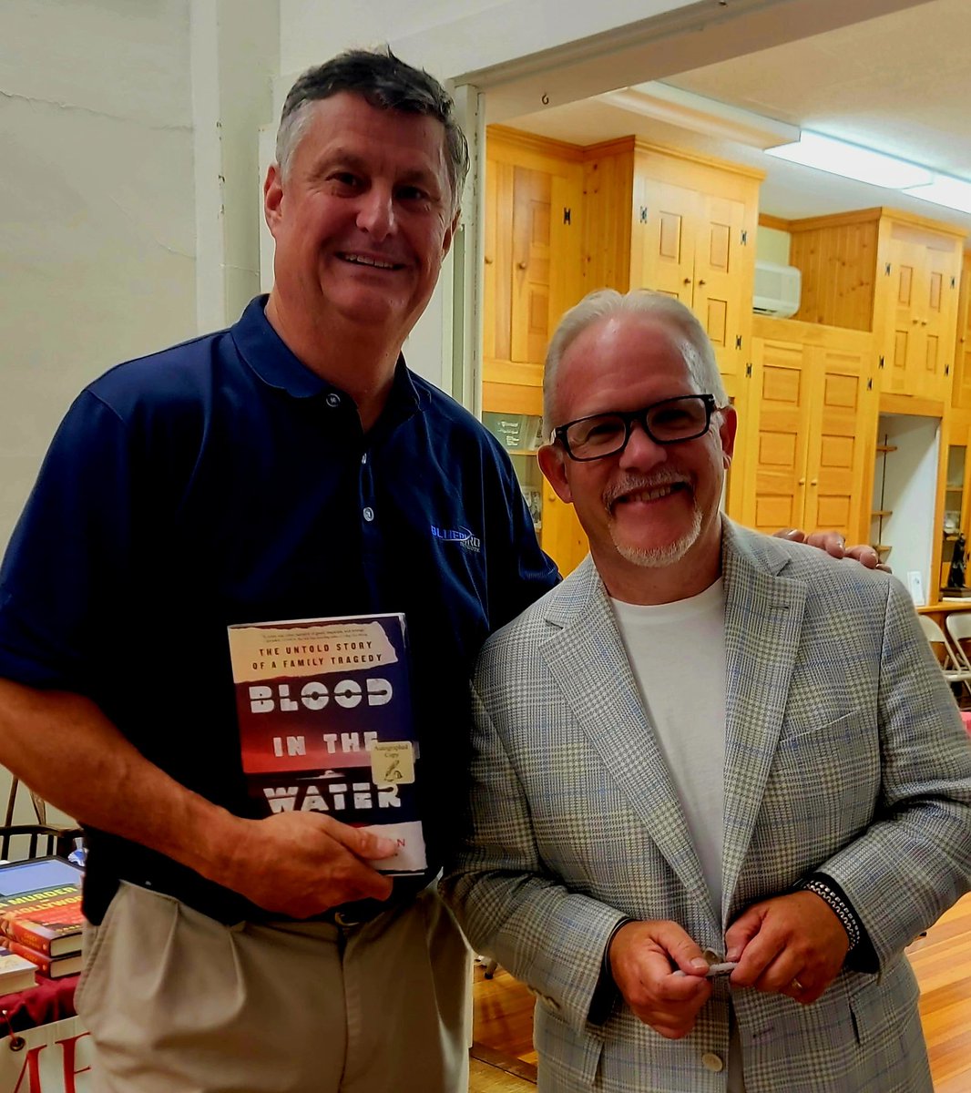 caseysherman123's tweet image. Packed house at Tales of Cape Cod. Next stop on the Blood in the Water book tour is the Winslow House in Marshfield & Mitchell's Books on Nantucket.