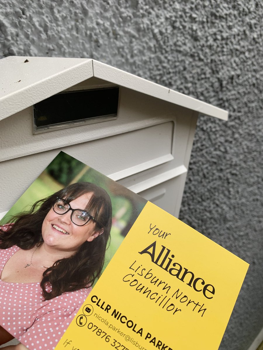 shayfox2621's tweet image. 🟨Alliance Youth
📍Lisburn North DEA
Excited to be in Lagan Valley this evening, delivering calling cards on behalf of @NicolaParker_5 with her amazing team
Great reception from residents in Derriaghy ! 💛😊