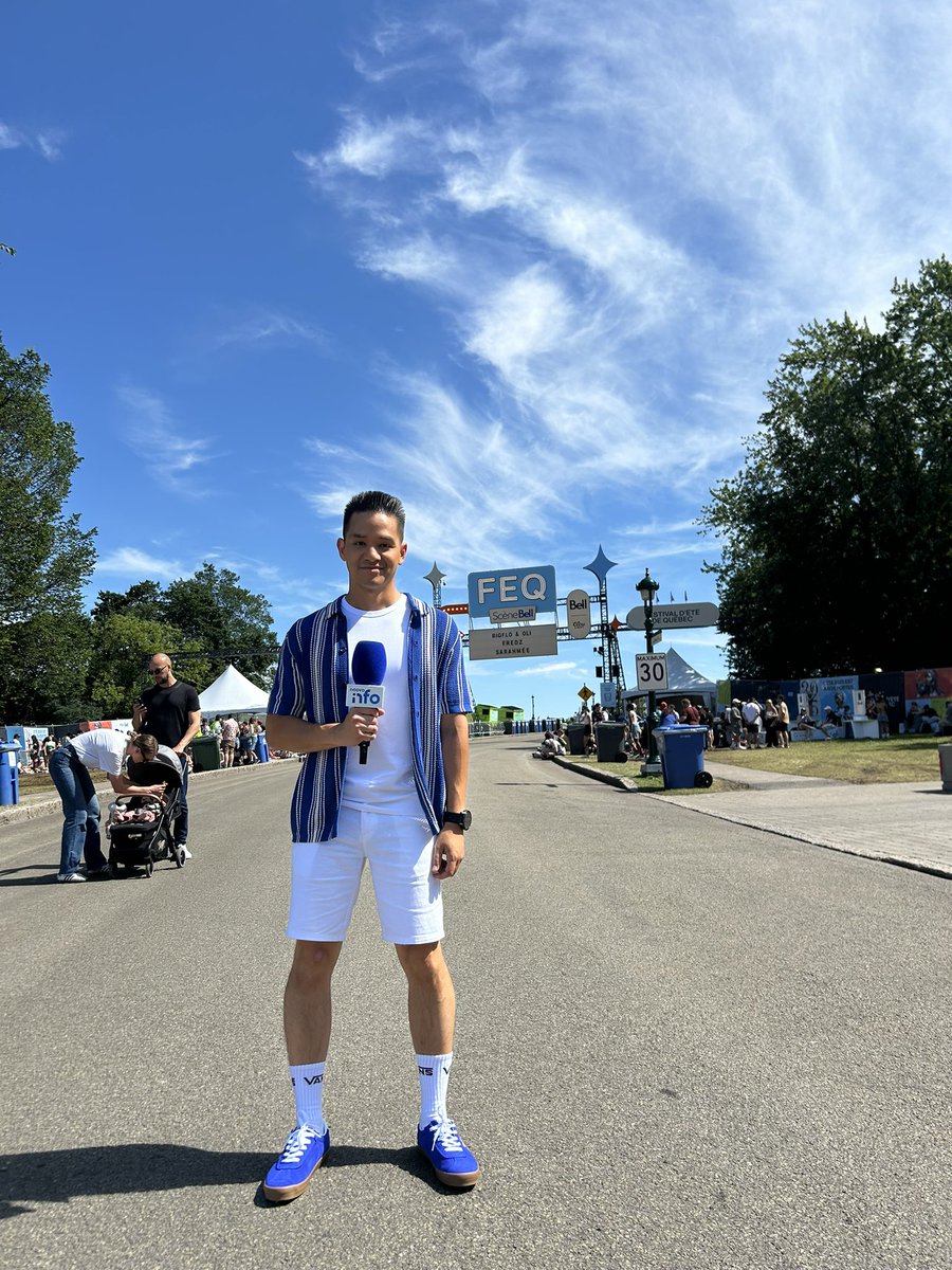 JS_Bui's tweet image. Le kit fit avec le micro. 🎤
(Trigger warning pour les souliers)