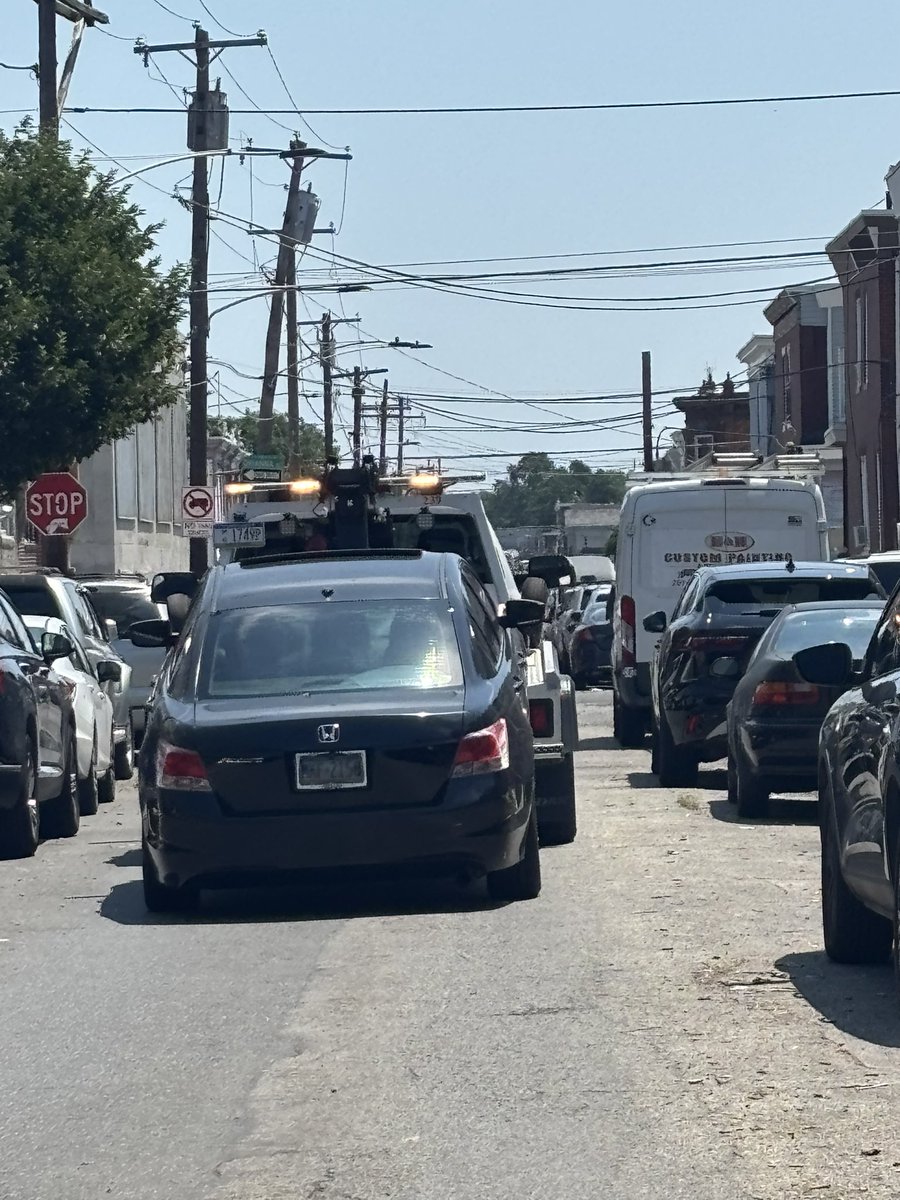 PPDEastService's tweet image. 44 tows in East Division by PPA and The East Service Detail over a two morning span! Great work by all! @PhilaParking @PPD24Dist @PPD25Dist @PPD26Dist @PhillyPolice @PPDComPrtBureau @PPDAnthonyLuca @rlazerphl