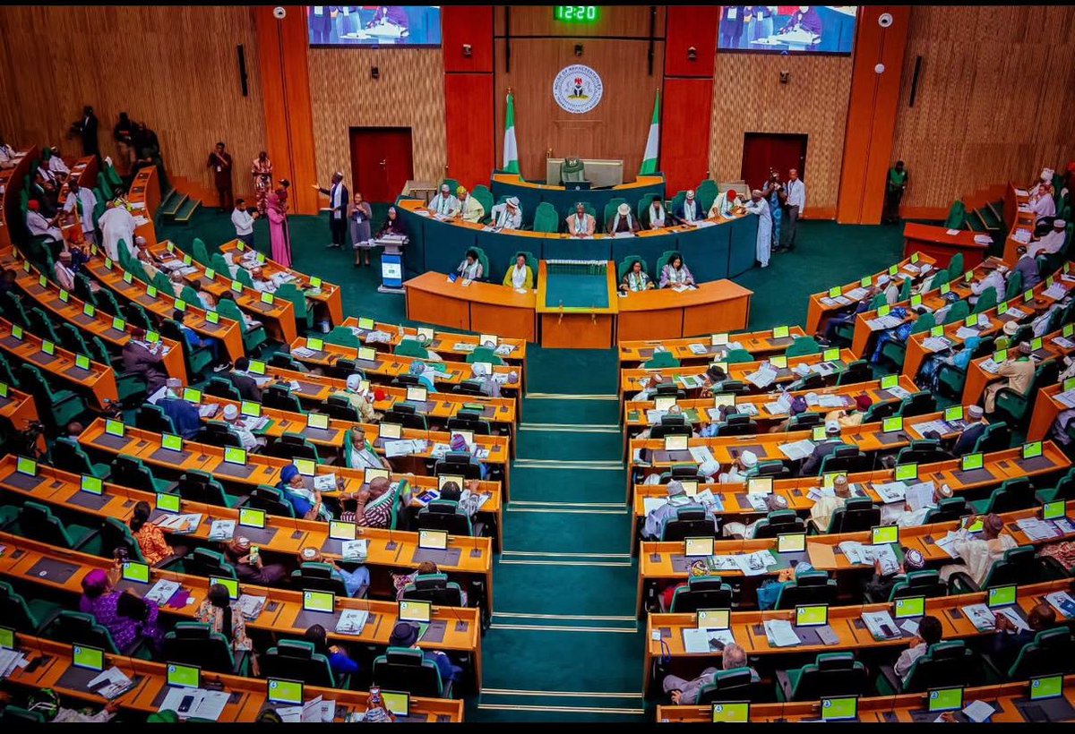 Adebo_ogund's tweet image. Honoured to have represented the Conference of Speakers of State Legislatures of Nigeria at the 2025 National Assembly Open Week inAbuja.
It was a powerful moment to reaffirm our commitment to strengthening representative democracy, legislative accountability, and meaningful…