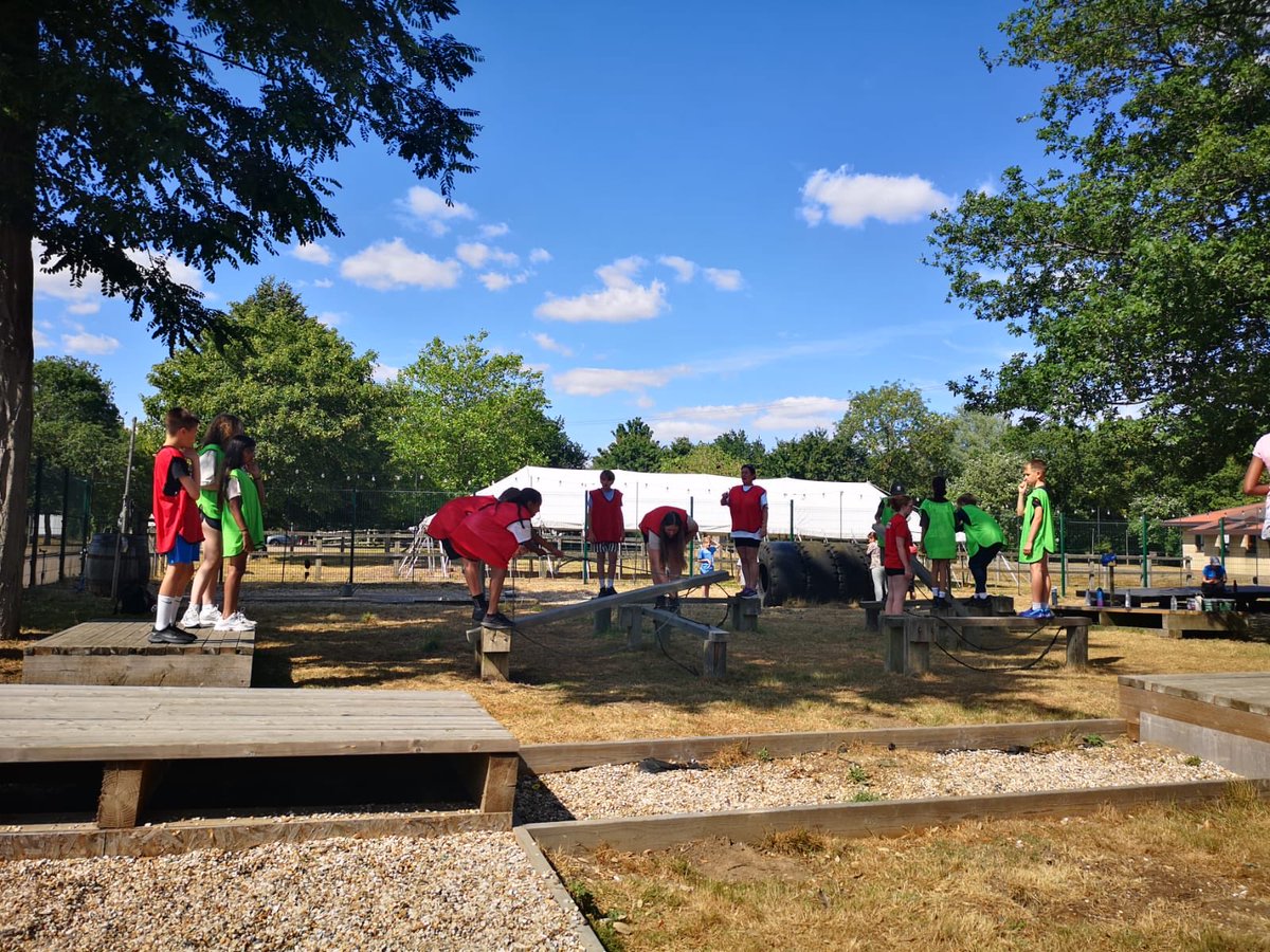 Chigwell Primary tweet media