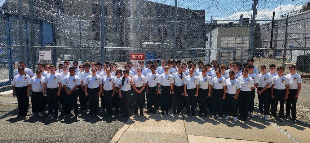 MonmouthSheriff's tweet image. Day 2 of Sheriff Youth Week&recruits got hands on at the Fire Acad,climbing ladders,handling hoses&touring the smoke house. Then it was off to the Correctional Institution for a tour. @sheriffgolden thx staff for providing all w an experience that exemplifies commitment&teamwork.