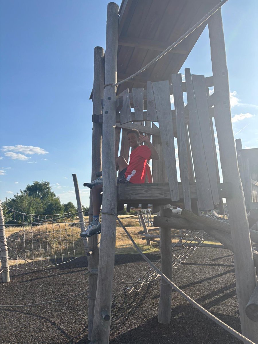 Chigwell Primary tweet media