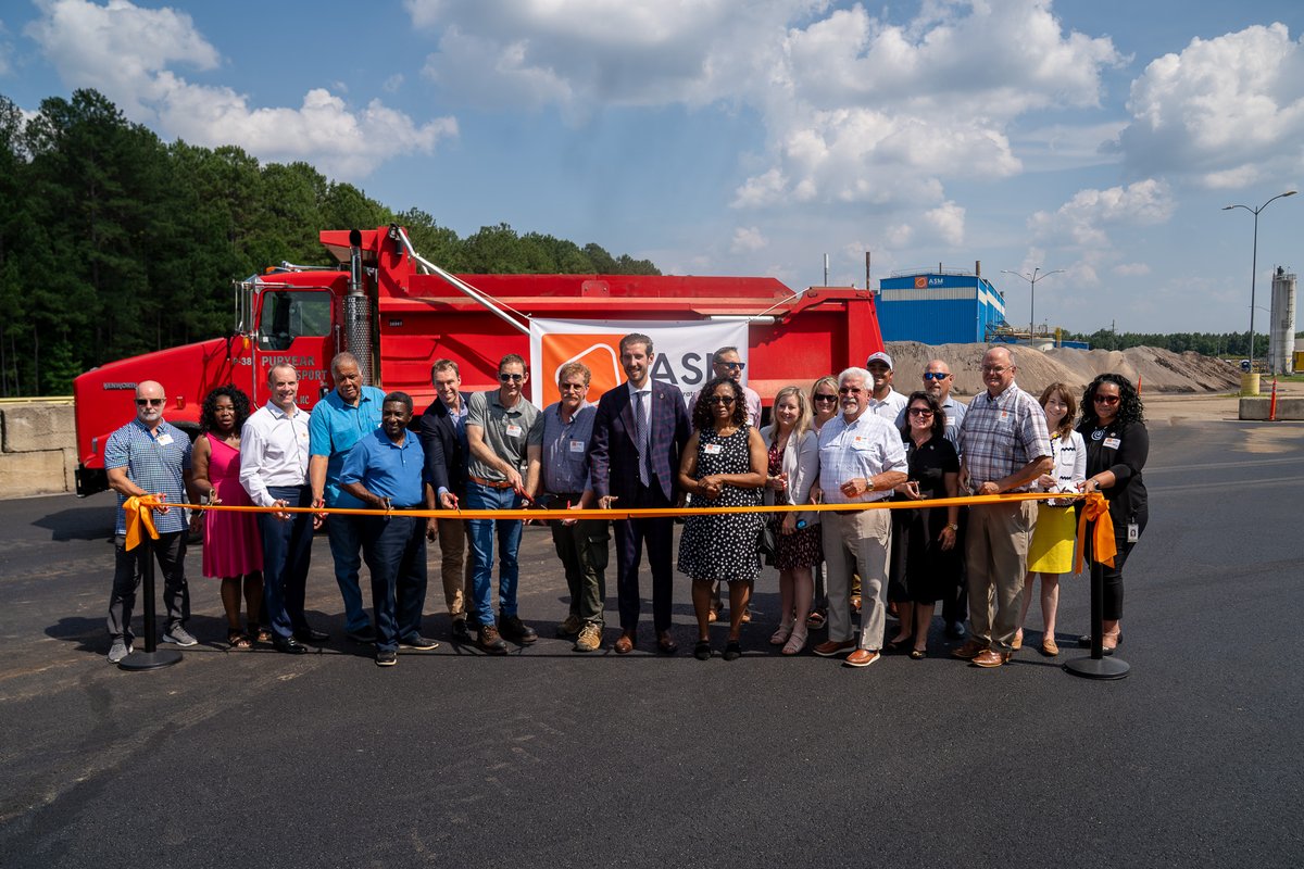 juanpablo4VA's tweet image. It was great to speak alongside former UK DPM @DominicRaab to celebrate Atlantic Strategic Minerals’ new facility. Strengthening our capability to extract rare minerals is critical, and it’s exciting to see ASM investing in Virginia while contributing to our national security.