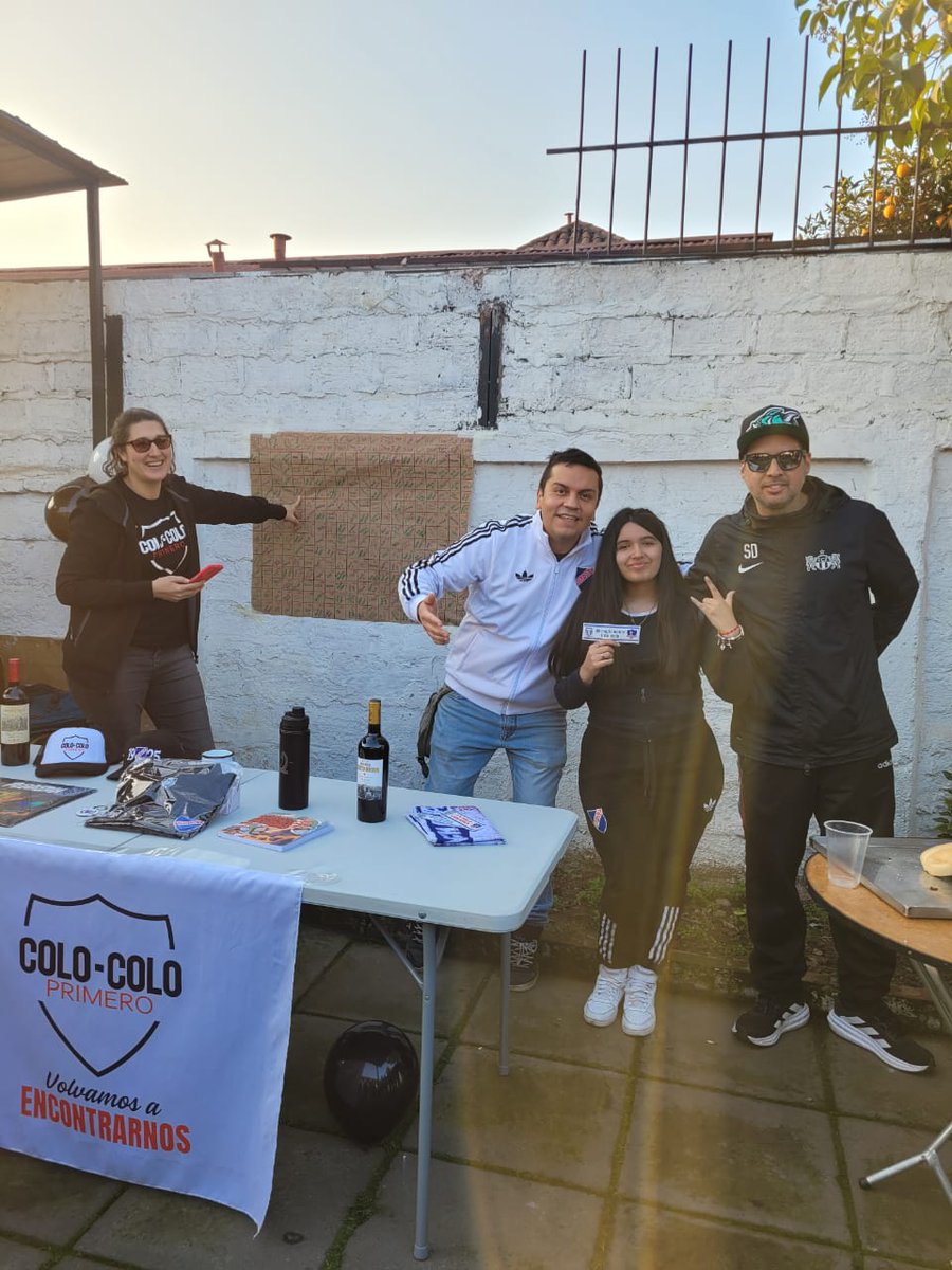 colocoloprimero's tweet photo. !VAMOS EL CLUB!
Con gran compromiso realizamos nuestro primer evento para recaudar fondos en apoyo a nuestro club.
Un centenar de socios y socias se sumaron de manera presencial y a distancia a una actividad en la que se aportó con distintas acciones

Próxima actividad: sábado 12 https://t.co/MDgWd4BNQj
