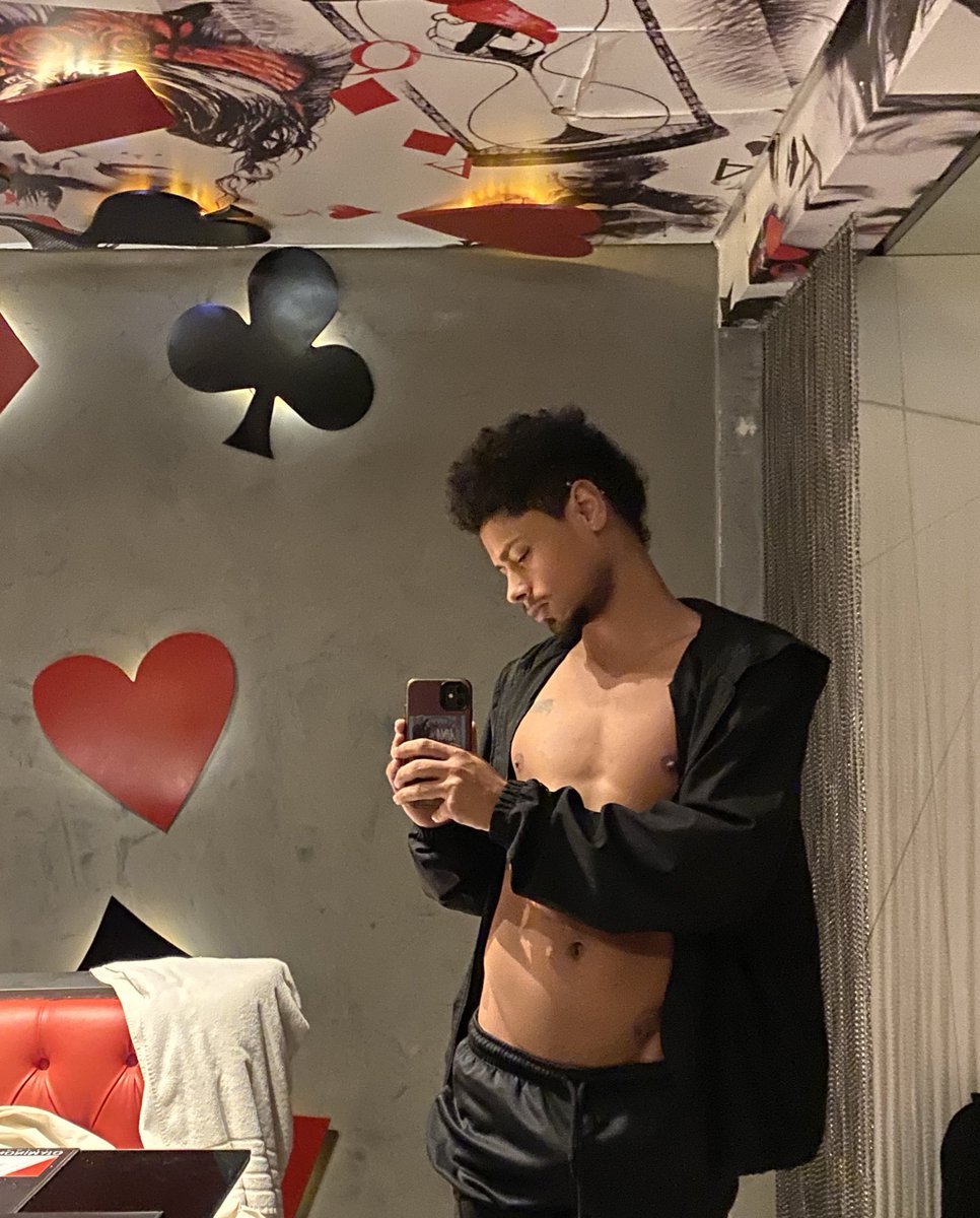 Binhoos1's tweet photo. Que detezinho gostoso 🥺😏 https://t.co/qnPDB1ytwe