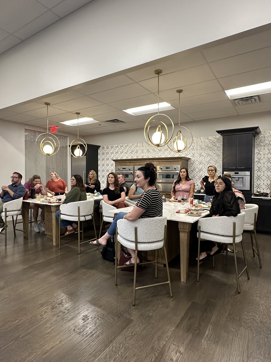 RSHomebuilder's tweet image. We had such a great time at the Shaw Lunch &amp;amp; Learn! Always a good time getting together, sharing ideas, and picking up new insights. We can’t wait to put them into practice. Thanks to everyone who joined us!