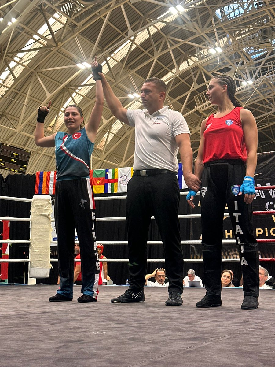 savatetr's tweet photo. 2-6 Temmuz 2025 Tarihinde Plovdiv Bulgaristan’da Yapılan Savate Combat Dünya Şampiyonasında 1 Gençler Dünya Şampiyonu iki sporcumu Paris’te Final Oynama Hakkı elde ettier 5 bronz Madalya Alark byük bir başarıya imza arttlar, @gencliksporbak @tgosbfed @GSBsporgm @OA_BAK @FISavate https://t.co/80xBRHdgrT