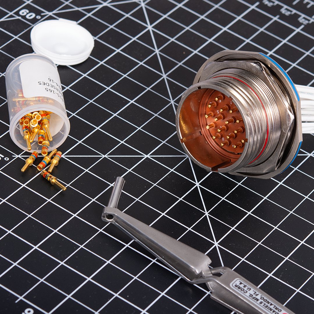 dmctools's tweet image. Need versatility in your insertion/removal tools?
DMC’s I/R tools fit hundreds of connectors. Choose from probe, tweezer, or plier styles in plastic or metal that are built for safe, precise contact handling.
Learn More: dmctools.com/products/conne…
#dmctools