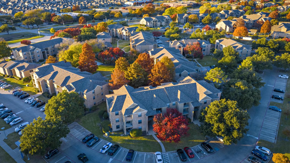 Future Comets tweet media