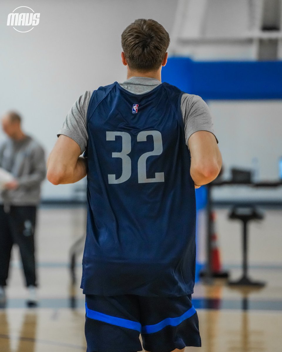 dallasmavs's tweet photo. Coop is hoopin' 💪

@Cooper_Flagg // #MFFL https://t.co/xNEYd3ybAd