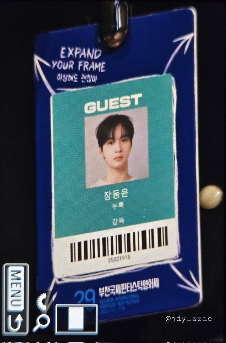 7월 6일, 8일 이틀간 고생 많으셨습니다🫡
감독님 덕분에 너무나 좋은 작품을 볼 수 있게 되어 그저 즐겁고 행복‼️ 언제나 다양한 시도를 하려는 도전적인 모습에 박수와 응원을 보냅니다👏🏻👏🏻