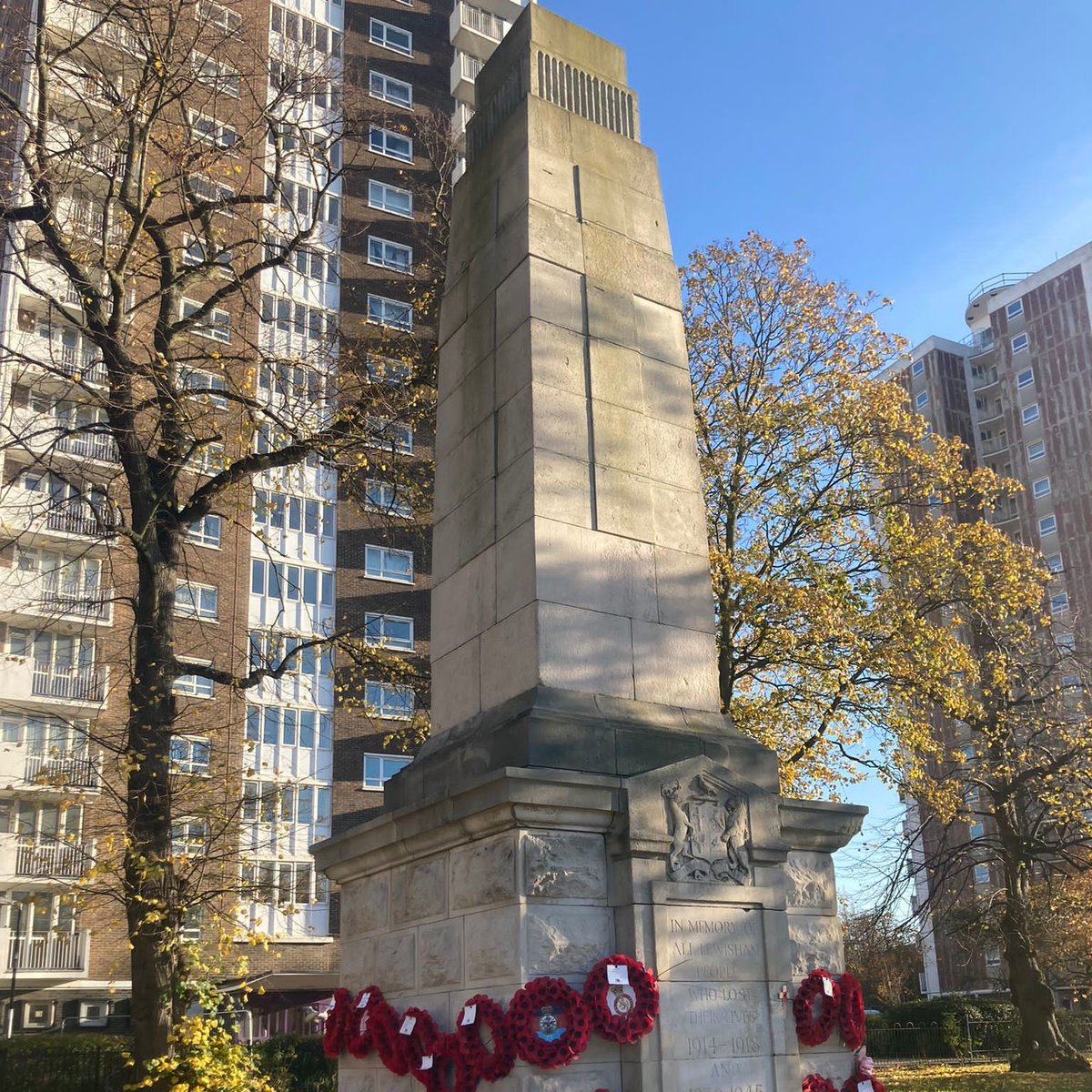 WarMemorials's tweet image. Today's 'Can you help? Request' is #Lewisham #WarMemorial in #London. We need some photos and a condition update. Head to warmemorialsonline.org.uk/memorial/159425 to upload details. #ThankYou