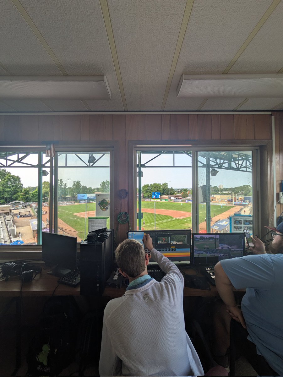 AlanJudson6's tweet image. Let's play 2️⃣!
🐻 @KzooGrowlers vs. @RockfordRivets 🔩
⏰ 12:05/6:35 p.m.
📺 Northwoods League+