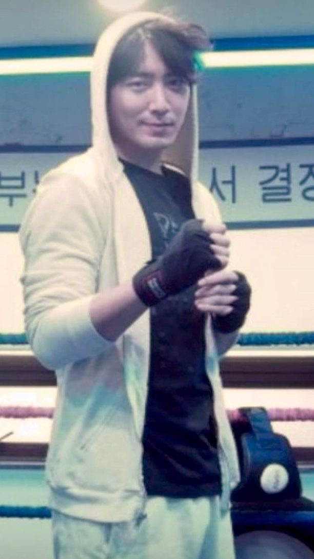 mil_banni's tweet photo. 조강옥 너 여기서 뭐해? https://t.co/Em8q3N41ah