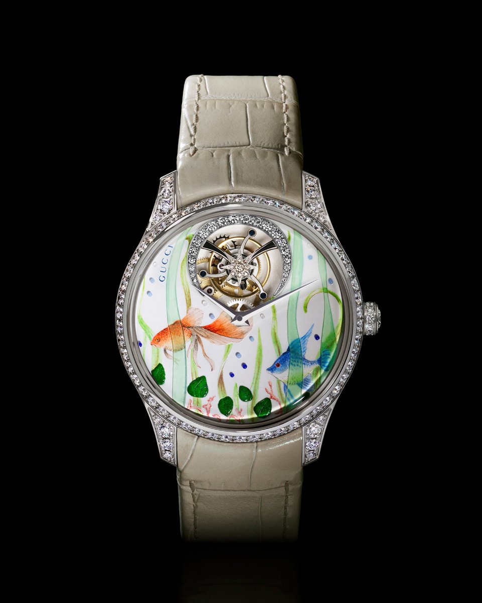 gucci's tweet photo. #GucciHighWatchmaking reveals new G-Timeless watches, each inspired by a silk scarf design drawn from the House’s archive. Through grand feu enameling, engraving, and hand-painted detail, the dials reflect intricate craftsmanship, including a white gold timepiece featuring an aquatic tableau, illuminated by diamonds. #GucciTimepieces
Discover more https://t.co/uYaxktCSQq
Art Director: Riccardo Zanola
Model Photographer: Drew Vickers
Still Life Photographer: Philippe Lacombe
Stylist: Rae Boxer