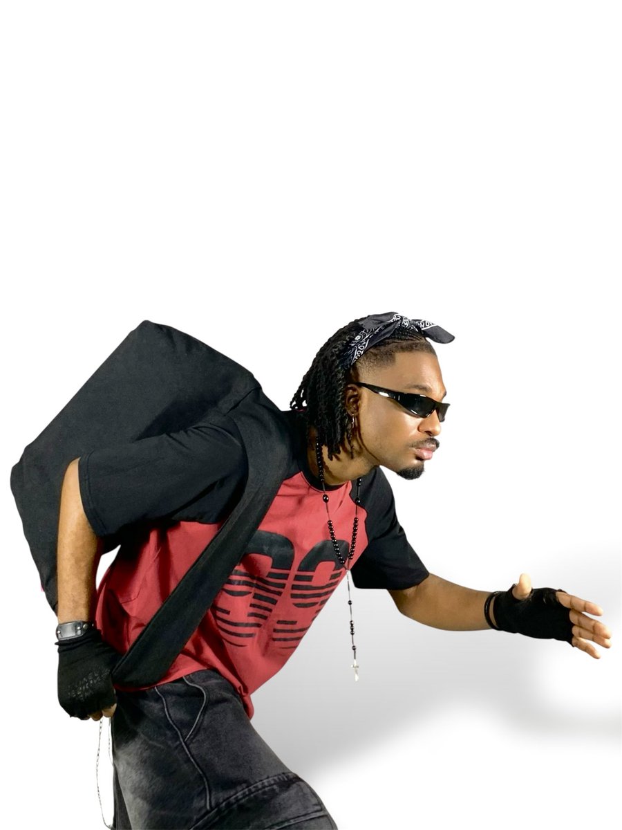 saintdanielstyl's tweet photo. Warning ‼️ ⚠️ 
Highly wanted for fashion theft. 🥷

👕 Top &amp; Jort: Search “Dazy” on SHEIN | Code: 25SSDaniel15 for 15% OFF
Trainers: Search “Warriors” on SHEIN
🕶️ Eyewear: @sheenkelly.vision – 25% OFF w/ code SAINT DANIEL

@shein_us @sheinofficial @shein_men @sheenkelly.vision https://t.co/fMwXaf1cbb