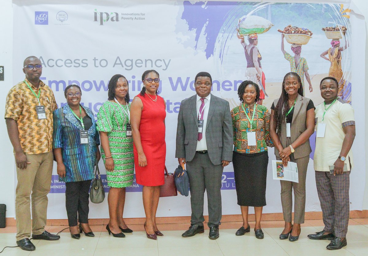 ReFinD_ISSER's tweet photo. ReFinD joined key partners in Accra to advance conversations on digital inclusion & women’s empowerment. Congrats to @Bigd_BracU & @poverty_action on a successful event!
📸 Sights from the “Access to Agency” Confab, as captured through our lens.
#AgentNetwork #DigitalInclusion https://t.co/SemJ6R45jA