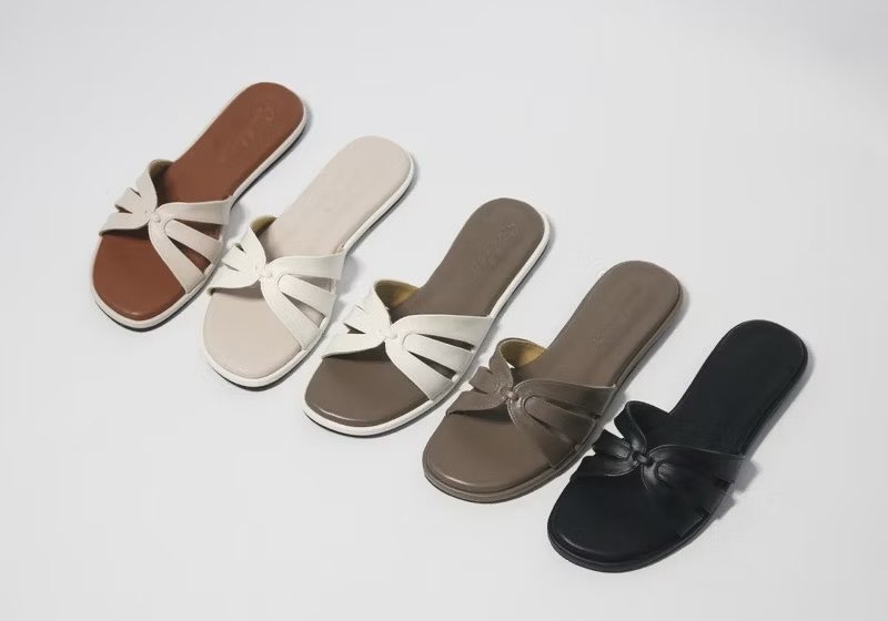 skn_22naa's tweet photo. @cnaotiec แบรนด์ไทย รองเท้าแตะ ราคา 200 - 300
สวยคู่เดียวจบ แมทง่าย ใส่ได้ทั��งไปเที่ยวไปทำงาน

https://t.co/6mh1u534Rp

https://t.co/3Ai4TDs6zj

https://t.co/22W7Wxqy1B

https://t.co/uDfDWDOxhw

🍥🍒 https://t.co/vyradZX5BX
