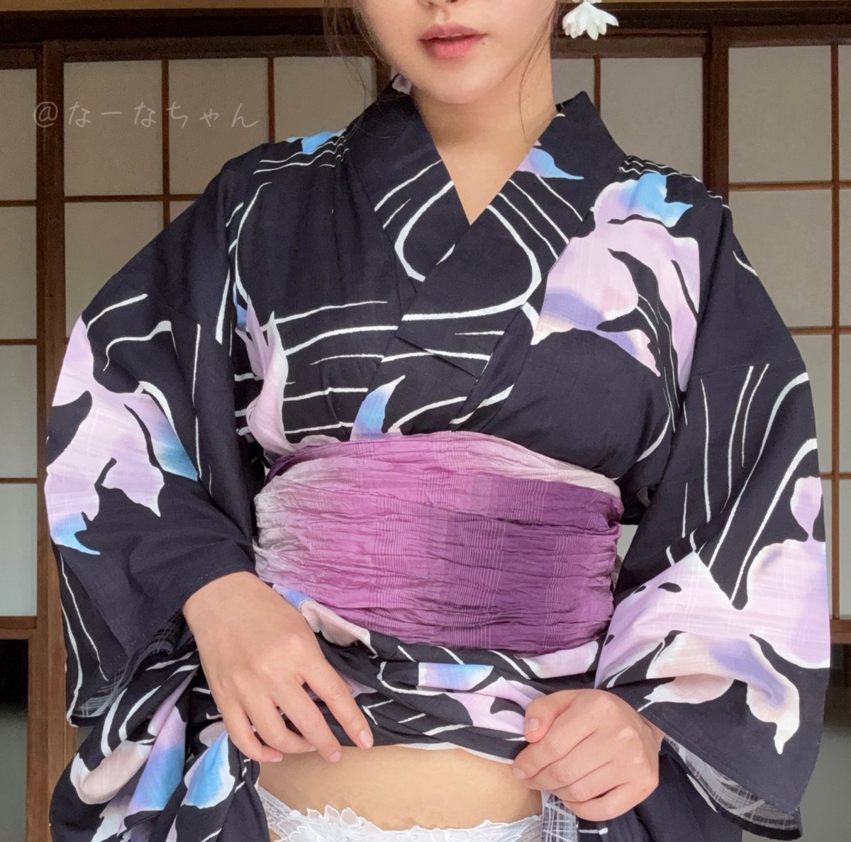 暑いのでつい…

下もみたい人？
いいねで教えてね♡