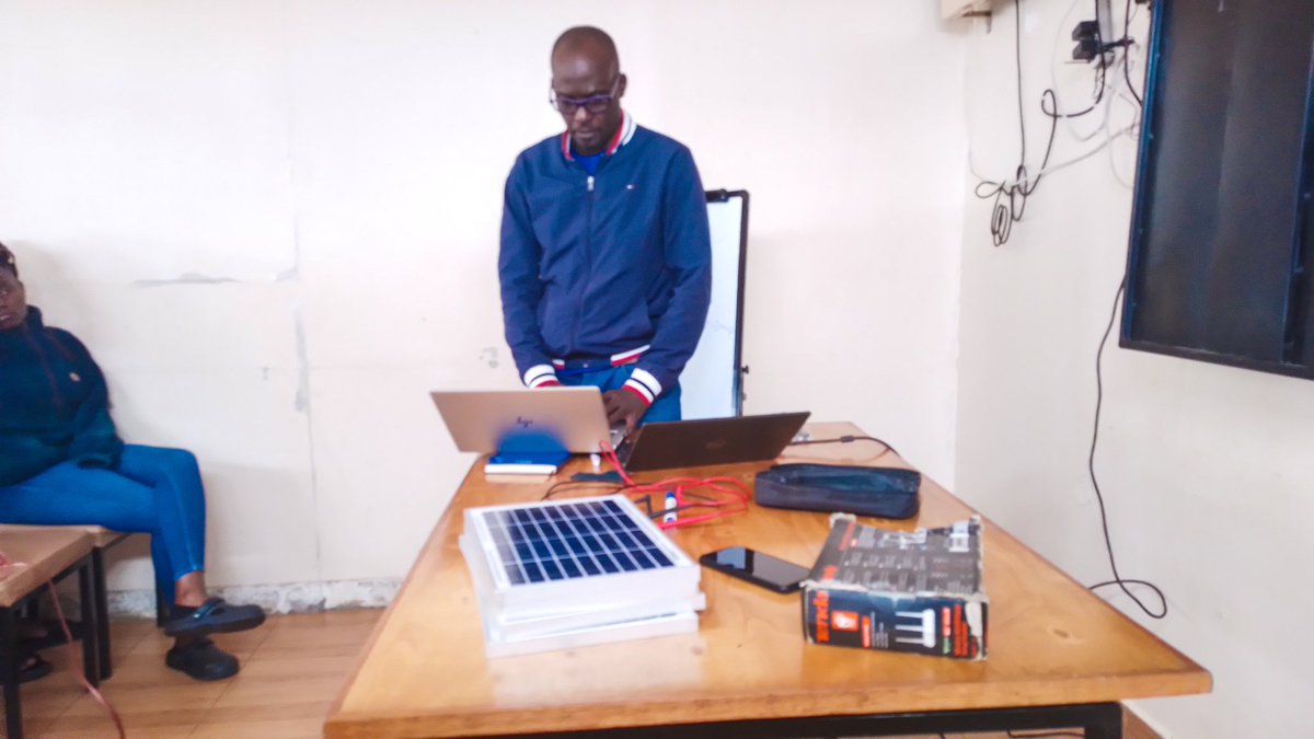 AmplifyhopeAfr's tweet image. 🌞 Day One: Introduction to Solar Energy Training! ⚡

Today marks the exciting start of our solar training program! Participants were introduced to the fundamentals of solar energy—understanding how sunlight is harnessed to power homes and communities. 💡🏠