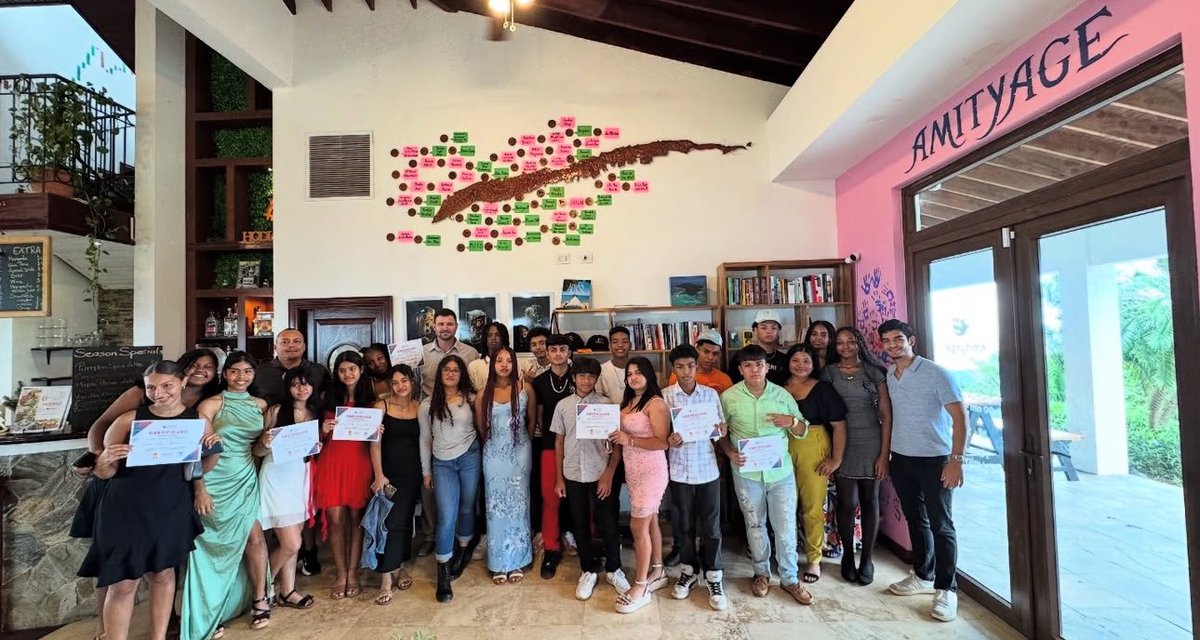 BitcoinRoatan's tweet photo. Bitcoin in Roatán isn’t new — we’ve been building the circular economy with @AmityAge for years. 🏝⚡️Workshops, meetups, kids' classes, and spending sats locally — it’s already happening.Bitcoin Roatán is here to amplify it all. More visibility. More connection. More community🧡 https://t.co/jkEqHxULel