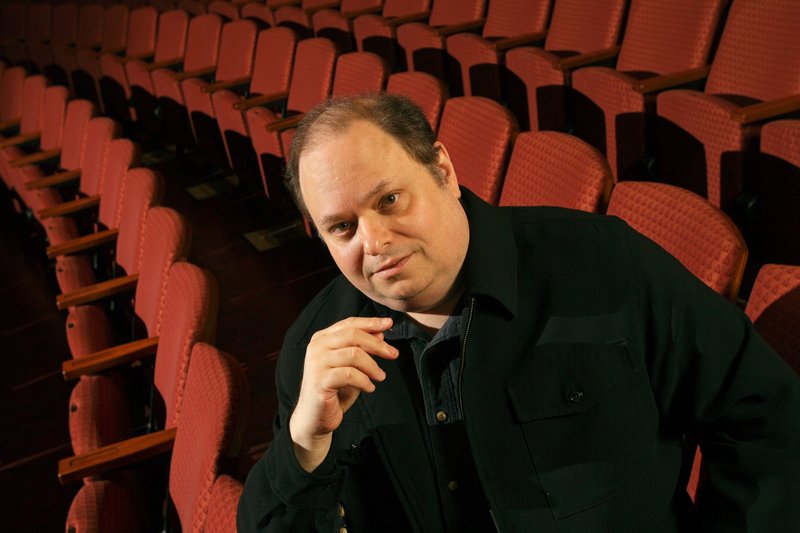 Hamps_Theatre's tweet image. We are deeply saddened by the death of Richard Greenberg.
We had been greatly looking forward to collaborating further with him on our upcoming European premiere of The Assembled Parties. His absence will be keenly felt.
Our deepest sympathies go to his loved ones.
