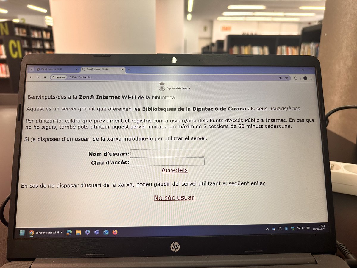 pepcoma's tweet image. Més de 15 minuts per intentar connectar-se al wifi de la biblioteca de Ripoll amb el servei que ofereix la @DiputacioGirona…