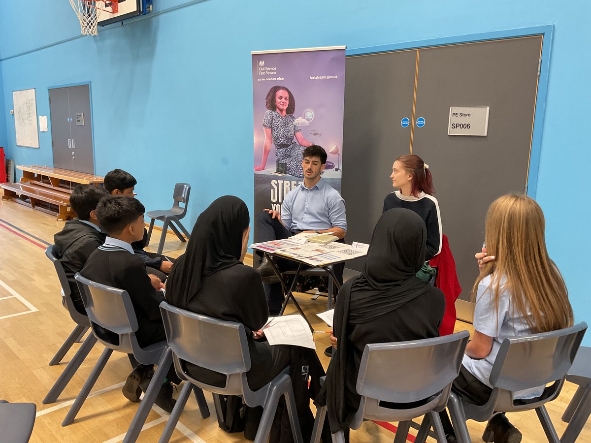 MorpethSch's tweet image. Year 10 and 11 took part in their final CPSHE Drop Day of the year yesterday, engaging in a range of valuable sessions. Highlights included a careers carousel featuring employers such as TfL, British Airways, the Civil Service, Dun & Bradstreet, Investec, Ameresco and Schroders.