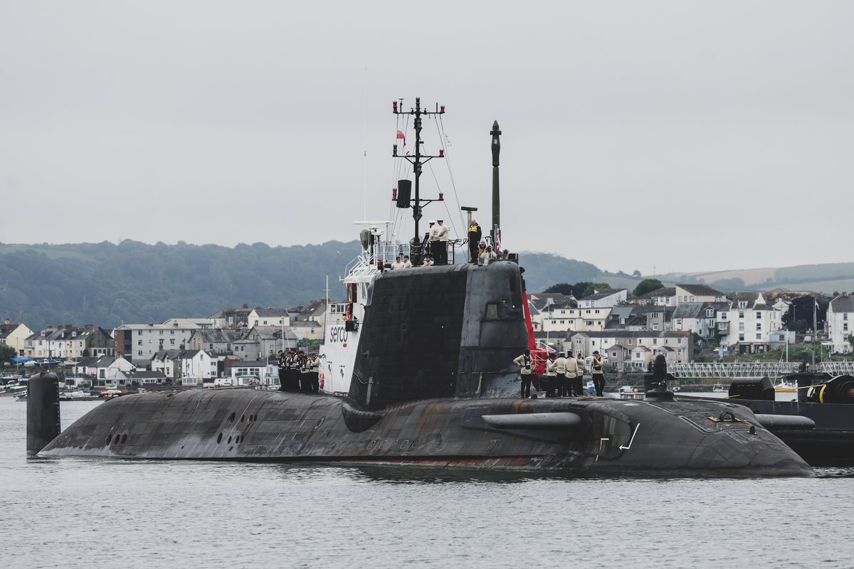 SDA_mod's tweet image. The first chapter of HMS Astute's career has been full of firsts.
🇦🇺First A-boat to visit Australia
🌊First A-boat through the Suez Canal
🇺🇸First A-boat to visit the USA
Last week HMS Astute arrived in Devonport to undergo a mid-life revamp. Read more: ow.ly/HKOh50WmpIa